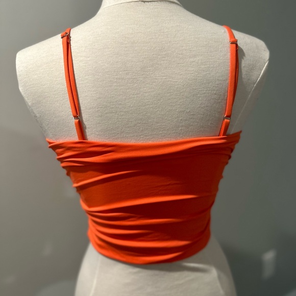 going out top - Picture 3 of 3